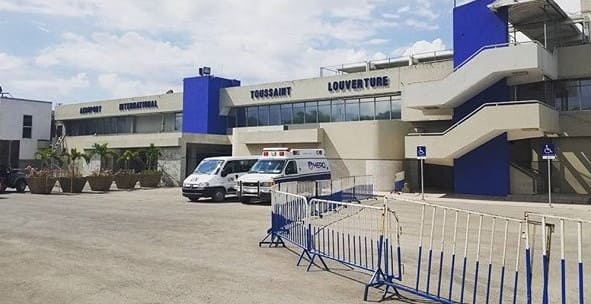 Aeroport International Toussaint Louverture,