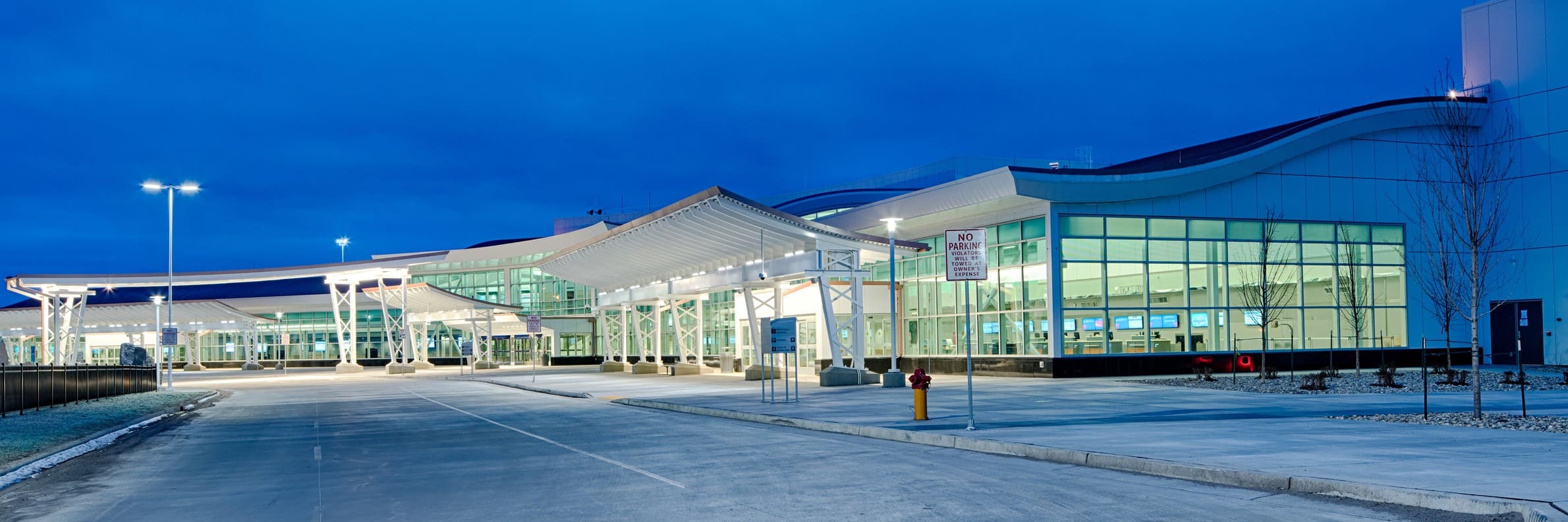 Frontier Airlines Minot Intl. Airport Terminal - MOT